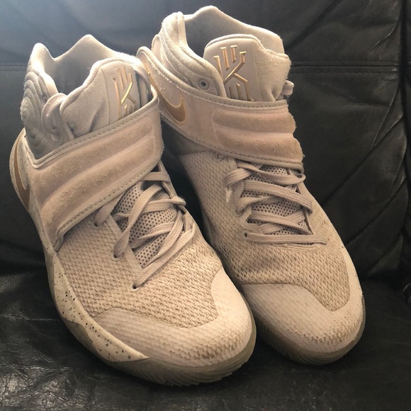 Nike Other - Kyrie sneakers